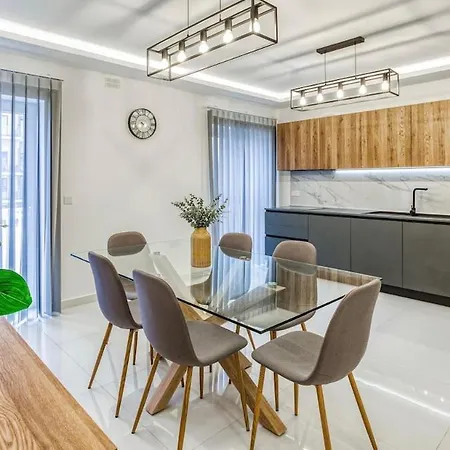Apartman Luxury 2br Just Off Promenade *